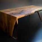 ¿Conoces la tendencia de utilizar mesas de río en la decoración de interiores?